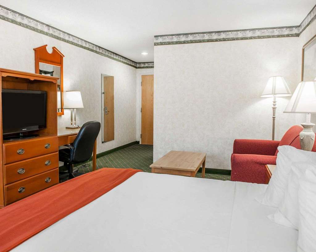Quality Inn & Suites Brownsburg - Indianapolis West Værelse billede